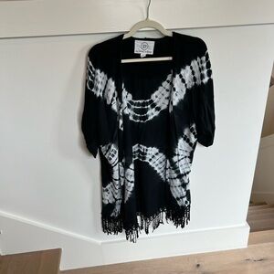 Sloane Rouge Black and White Tie-Dye Kimono with Fringe Medium